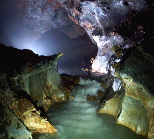 صور رائعة لأضخم كهف على الأرض Cave03
