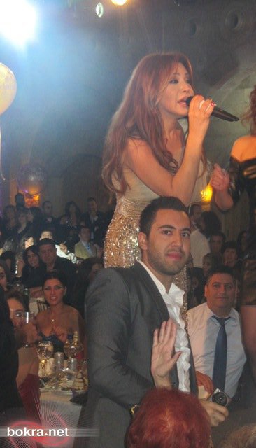 صور نوال الزغبي في حفلة راس السنه 2011 Lsa3ad-4d69ede95e