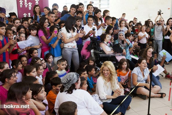 المطالبة بالغاء حفل Shakira في مصر بعد زيارتها الى اسرائيل 1%20%2824%29