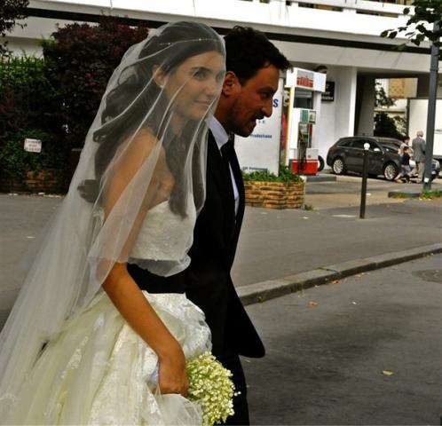 الممثلة التركية "عاصي"و لميس  تحتفل بزفافها في باريس! 1%20%283%29