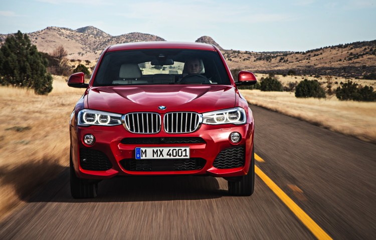 "BMW X4" لا يغرك الحجم الصغير! 1557617448