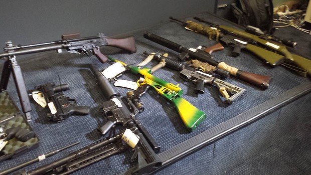 OZschwitz pigs steal $3 million worth of private weapons Weaponswide-620x349