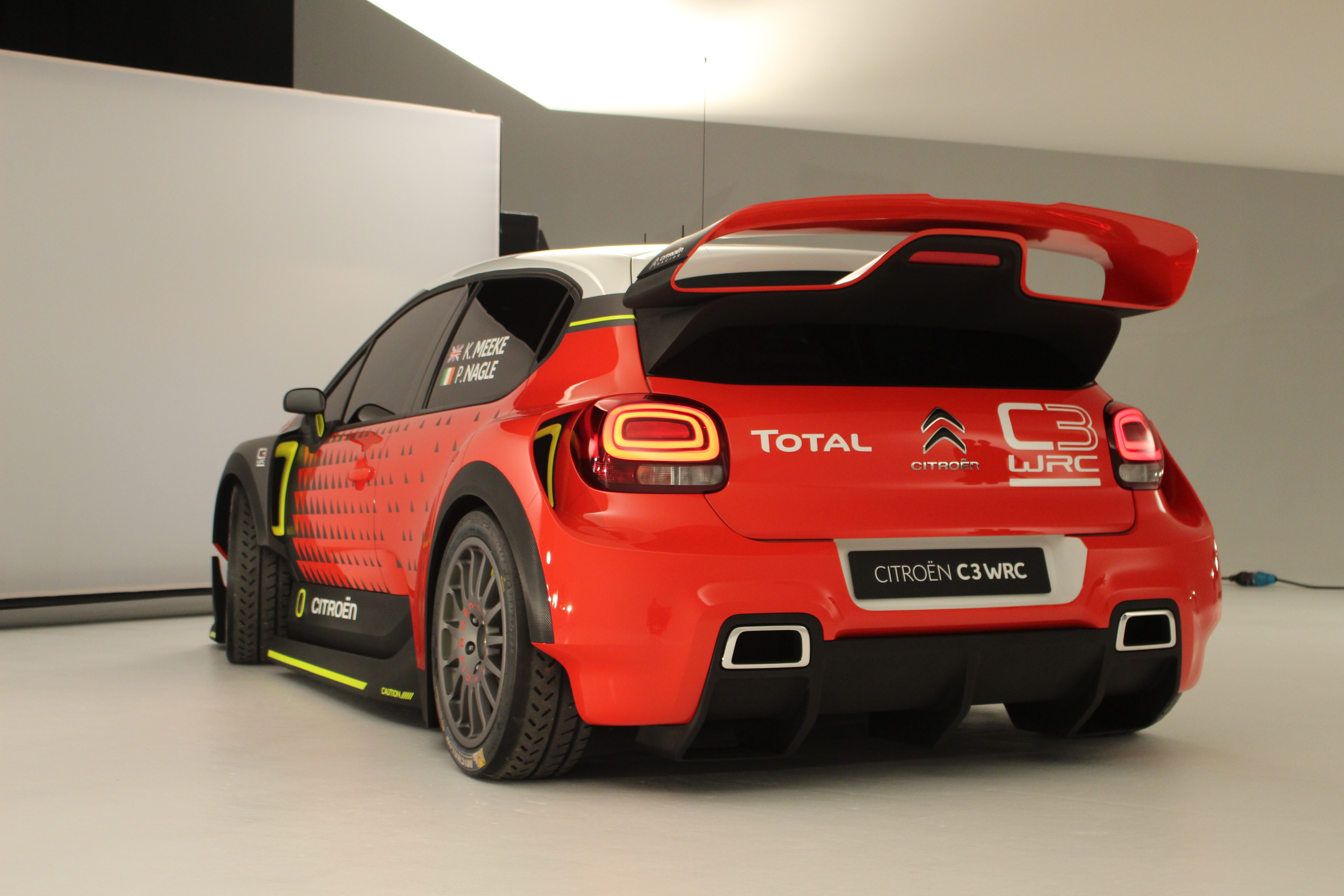 2016 - [Citroën] Concept C3 WRC S0-mondial-de-paris-2016-citroen-c3-wrc-concept-epoustouflante-video-386510