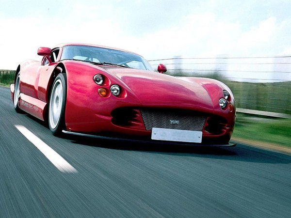 Top 10 des voitures les plus rapides du monde 2012 S7-Les-monstres-routiers-partie-10-TVR-Speed-12-55774