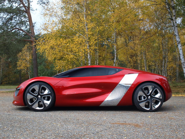 Renault DeZir Concept S7-Caradisiac-a-pu-rouler-avec-la-Renault-DeZir-202545