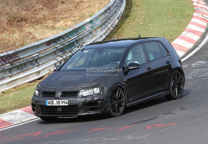 Golf VII GTI/GTD/R .... - Page 35 S1-Surprise-la-VW-Golf-R-sur-le-Ring-290973