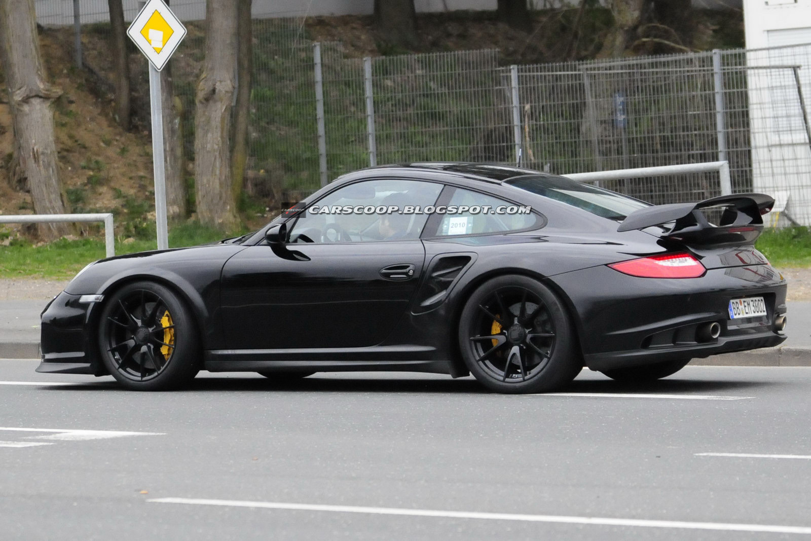 Porsche GT2 RS  S0-Spyshot-Porsche-911-GT2-RS-le-pacemaker-179965