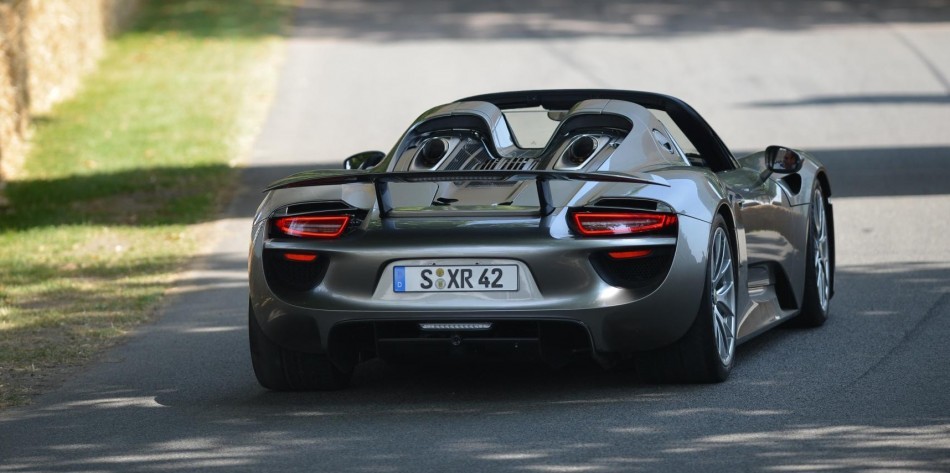 Porsche 918 Spyder - Page 2 S0-Goodwood-2013-premiere-sortie-publique-de-la-Porsche-918-Spyder-297983