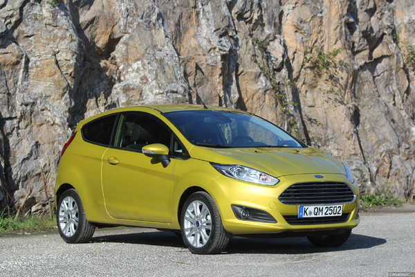  " صور " FORD - FIESTA .... !! S7-ford-fiesta-restylee-la-bonne-affaire-du-moment-279441-101417