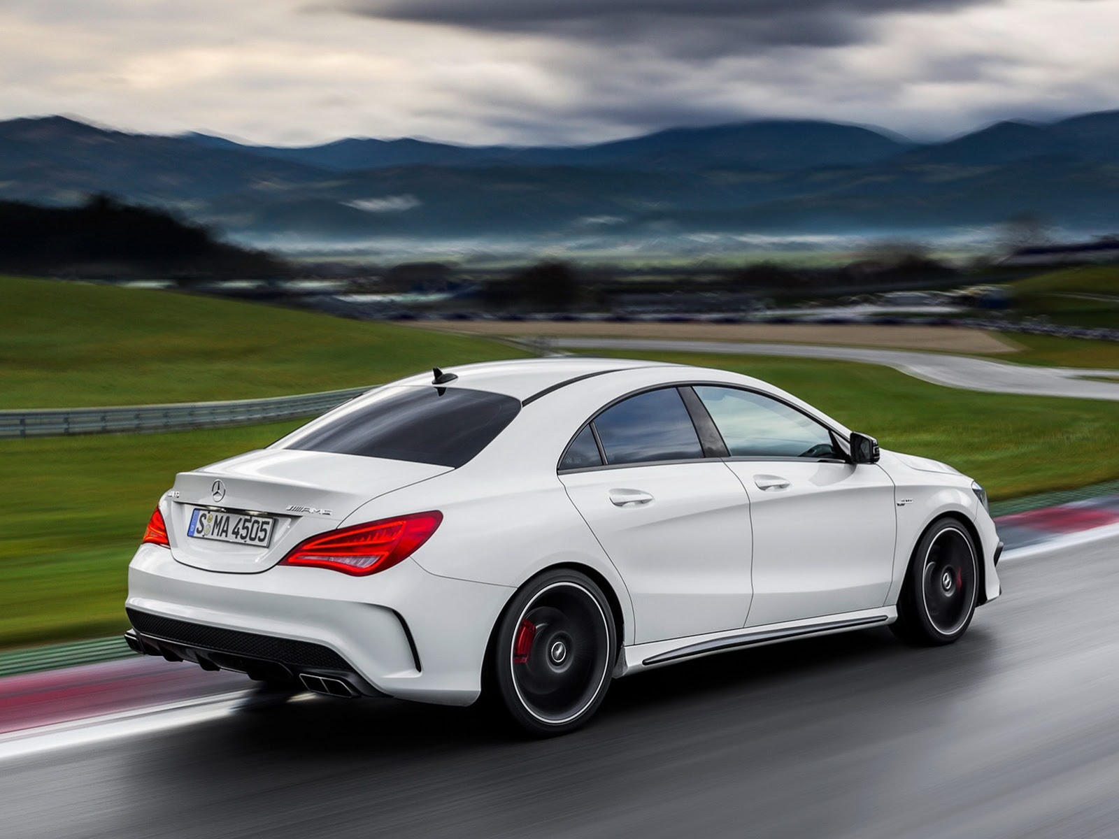 [2015] Opel ASTRA K - Page 5 S0-new-mercedes-cla-45-amg-132-111417