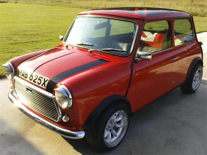 [ PHOTO ] ANGLAISE MINI  - Page 3 132559_9283232_1982_Austin_Mini%2BCooper