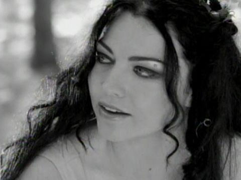 حصــريــا جميع كليبات النجمــة الرائعــــــة Evanescence :: بجودة DvDrip in Rmvb :: وعلى اكثر من سيرفر.. Evanescence-my-immortal