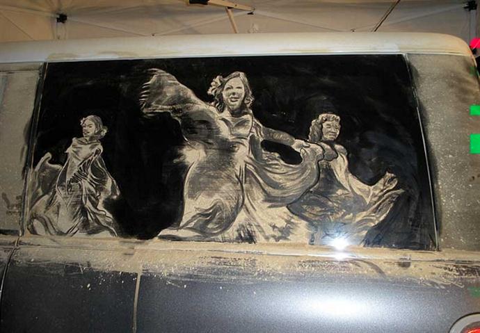  فن الرسم بغبار نوافذ السيارات!  Amazing-Dusty-Car-Artistic-Drawings-1