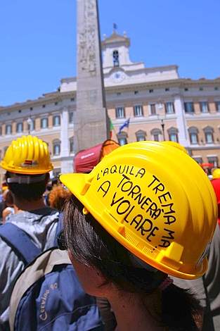 L'Aquila, le proteste dei terremotati 18