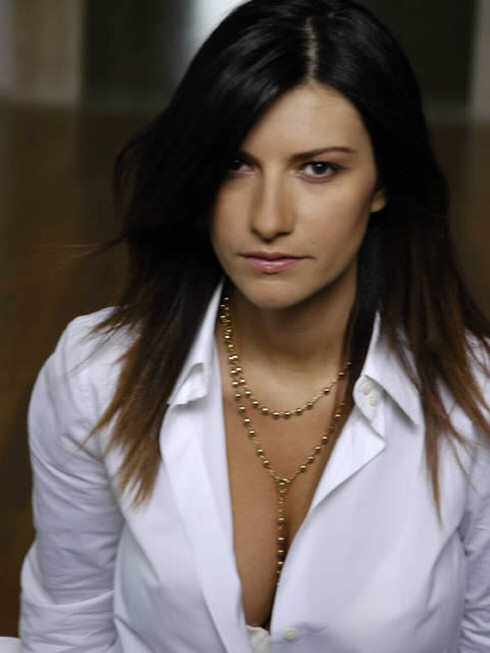 Fotos de nuestros grupos y cantantes preferidos Laura-pausini9759