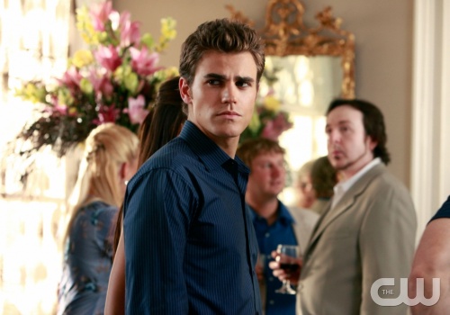 The Vampire Diaries - Page 30 00554800a8b