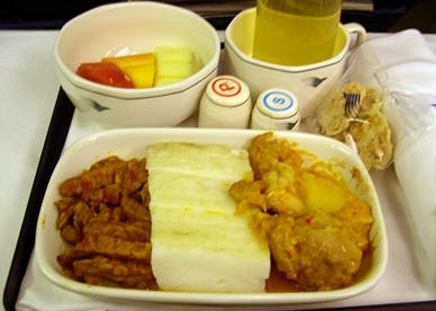 Makanan di Pesawat Enak atau Tidak, Cek Dulu Situs Ini 192717_airlinemealsnet2