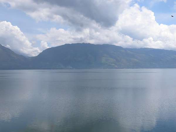 Ini Dia 3 Danau Paling Cantik di Sumbar 100702_danausingkarakafif