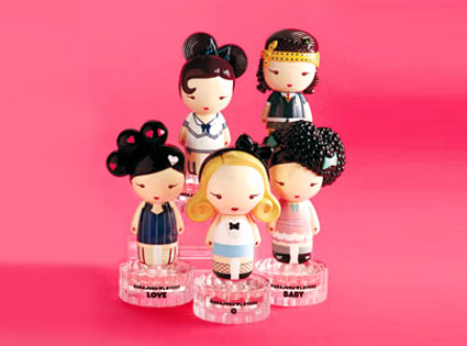 Novedades PERFUMES 425.harajuku.lovers.dolls.040408