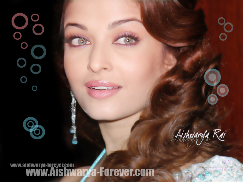 مكياج الفنانه الهنديه اشوريا Aishwarya-Rai-aishwarya-rai-645291_800_600