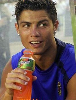 صور كريستيانو رونالدو  و ريكاردو كاكا C-Ronaldo-cristiano-ronaldo-706991_263_346