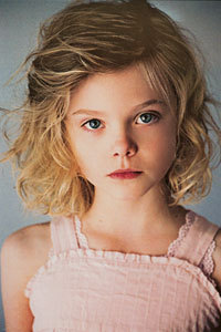 Unas copas con mi fav [+18] Elle-Fanning-elle-fanning-501271_200_300