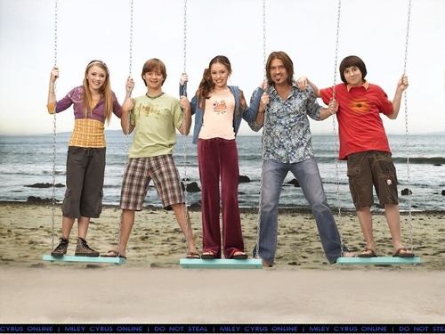 hannah montana season 1 & 2 photoshoot  HM-hannah-montana-34404_500_375