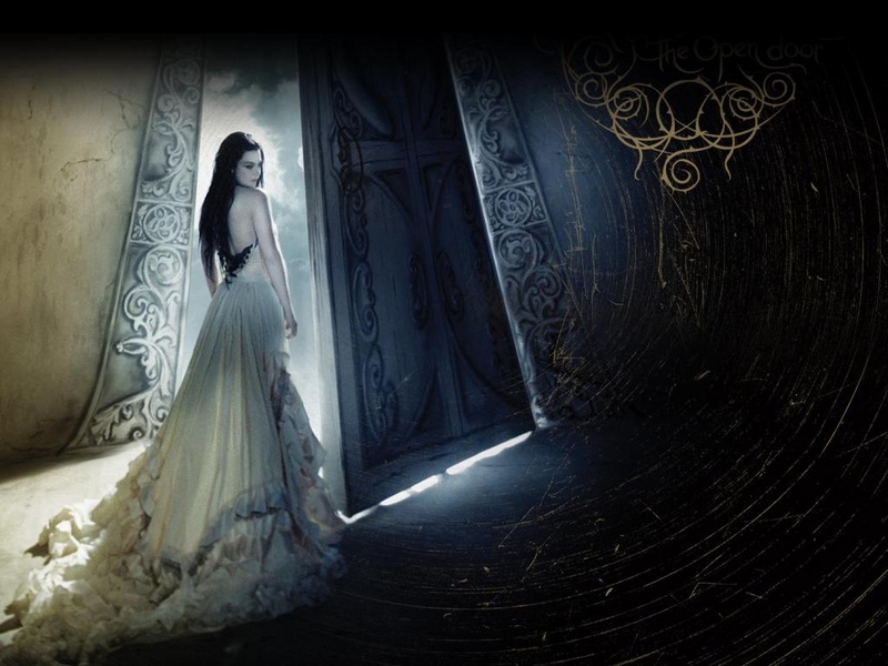 ***Evanescence*** The-Open-Door-evanescence-703137_800_600