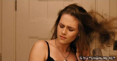 Kristen Stewart - Pagina 7 Zathura-kristen-stewart-520741_400_210