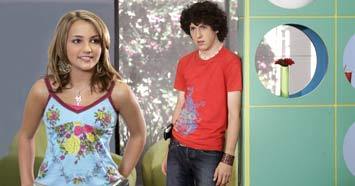 Zoey 101 Resimleri.. Zoey-101-zoey-101-220474_355_186