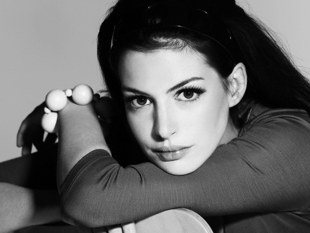 Anne Hathaway Anne-hathaway-anne-hathaway-123575_640_480