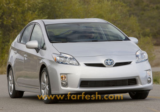 "بريوس" صديقة البيئة من تويوتا Toyota-Prius_03