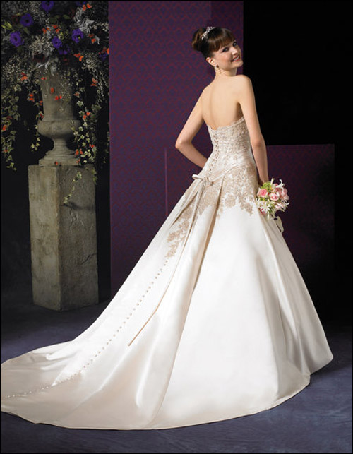 شاهدوا موضة فساتين زفاف 2010 كذا Wedding_Dresses17