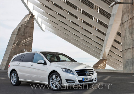 تعرفوا على مارسيدس بنز ار كلاس Mercedes_benz_r-class-0004