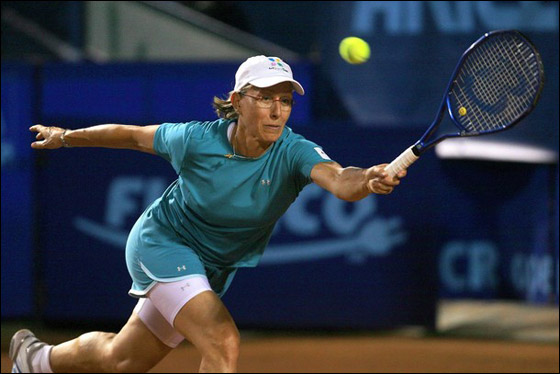 أسطورة التنس الأمريكية تكشف عن مرضها!!! Martina_Navratilova10