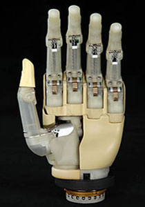 يد آلية تسمح لمستخدمي الانترنت التواصل جسديا Handmch