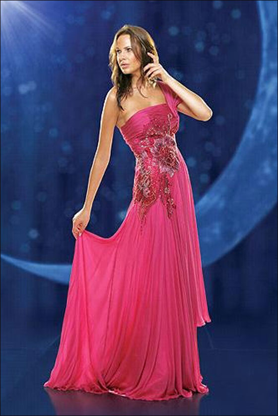  إليكن.. أجمل الفساتين2011  Dress4