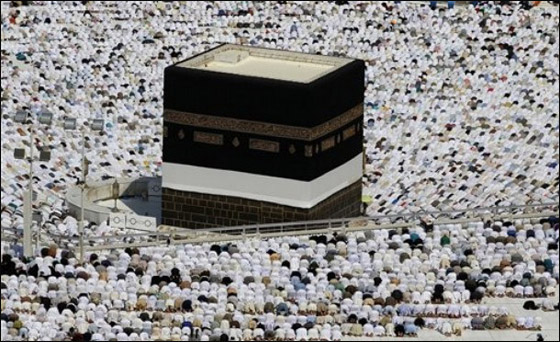 في اول ايام العيد.. الحجاج يؤدون طواف الافاضة Hajj4