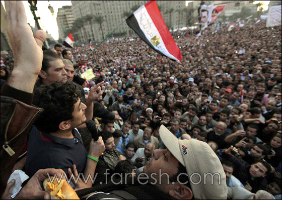  "يوم الغضب" 25/1/2011 ومحافظات مصر - صفحة 8 Wael_ghneem_07