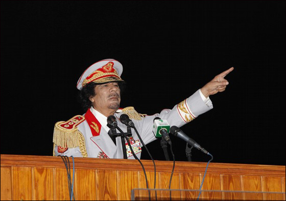 غياب حكم القذافي عن معظم مدن ليبيا باستثناء طرابلس Qaddafi_3