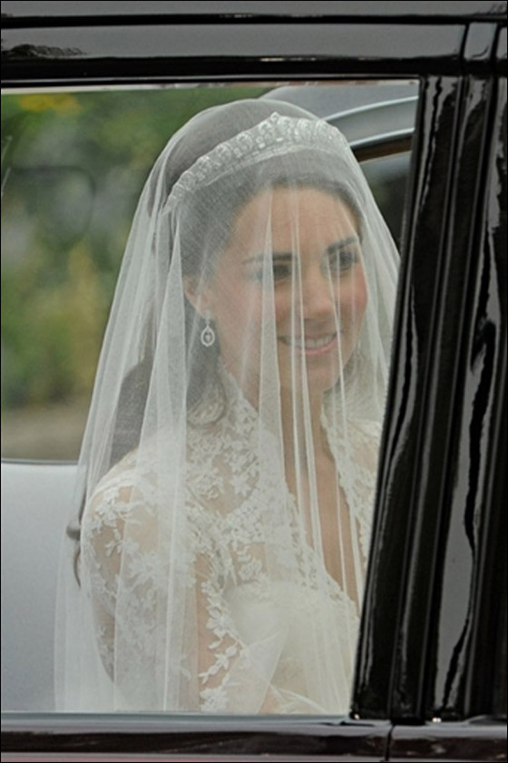 صورٍ زٍفأإفٍ آلآميرٍ وٍليأإمٍ وكأإثرينٍ مٍيدلتونٍ =)..! Royal_wedding_27