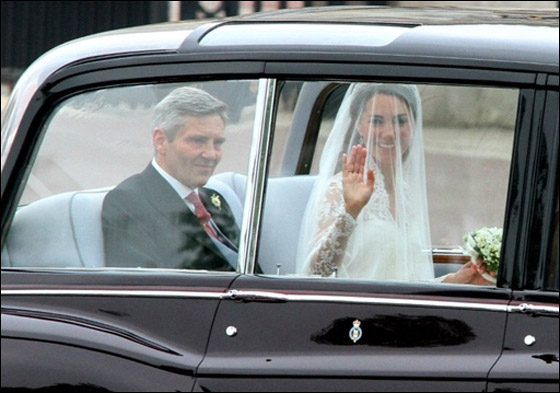 صورٍ زٍفأإفٍ آلآميرٍ وٍليأإمٍ وكأإثرينٍ مٍيدلتونٍ =)..! Royal_wedding_59