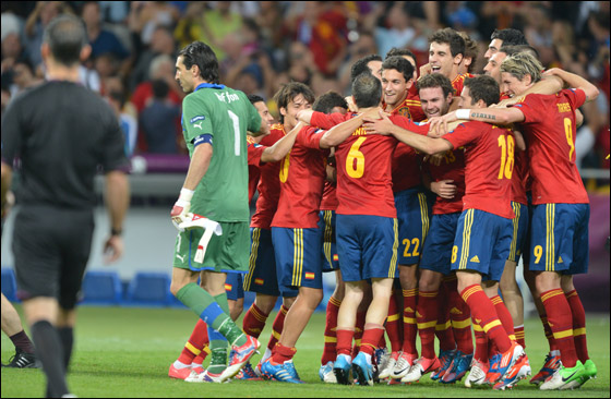 فوز المنتخب الاسباني بكأس امم اوروبا لعام 2012 Spain_37