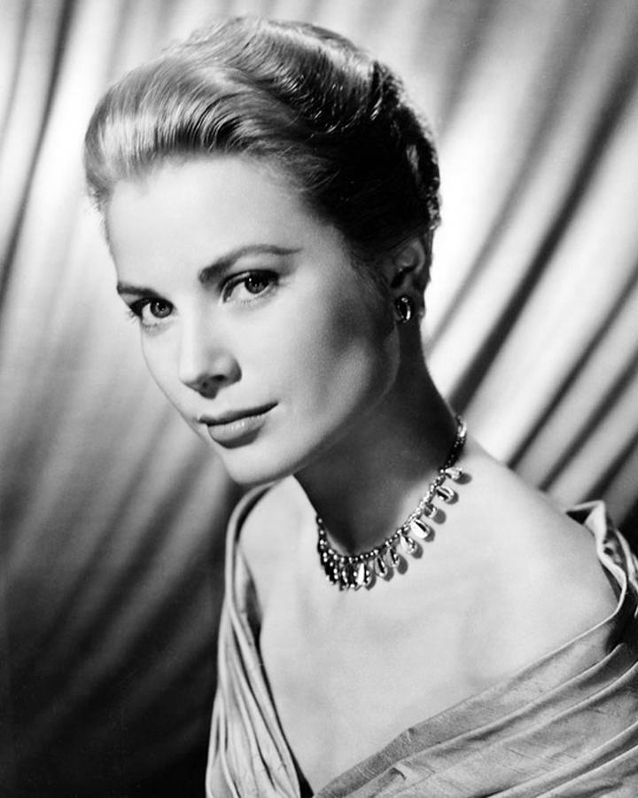 GRACE KELLY LA ELEGANCIA DE UNA PRINCESA - Página 3 1-grace-kelly-silver-screen