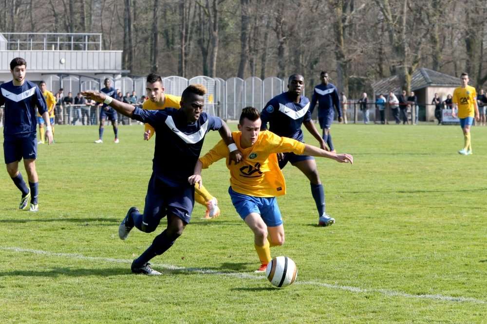 FC PAU / CFA GROUPE D - Page 13 Le-pau-fc-s-incline-2-0-contre-le-paris-fc_1016550_490x326p