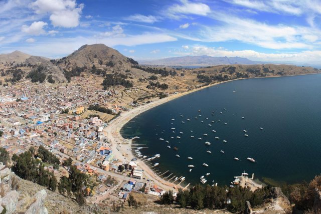 L'autre Copacabana 642553-copacabana-lac-titicaca