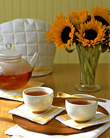 افكار عجبتنى ممكن نعملها من الفوط Msl_sept06_gt_teatime_l