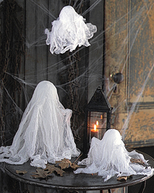 Cheesecloth Ghosts to make Halloween_cheese_cloth_l