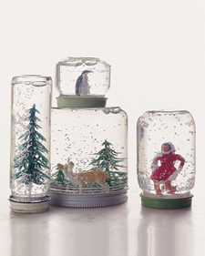 طرق رووووعة لاستغلال المطربانات Gt065_snowglobes1_l