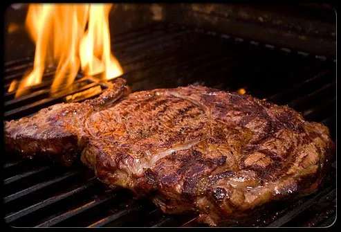 سجل حضورك بصوره من عندك   $_& - صفحة 36 FatFoods_steak_on_grill_s2